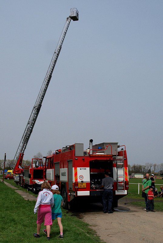 20130427_den_izs_brodek03.jpg