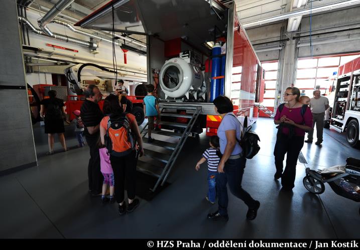 20140426A_Modřany_Kostik03.JPG