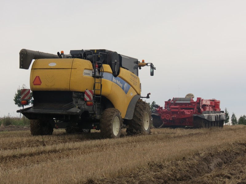 2014_08_13 Vyprosteni kombajnu 07.jpg