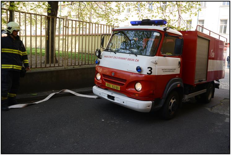 20150416B_ NC 1.VFN _Po03.jpg