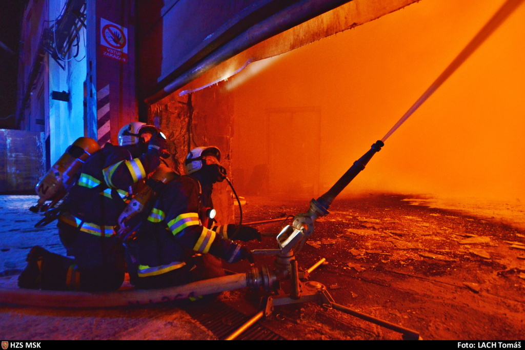 2017_01_07_Pozar_haly_Koprivnice (13).JPG