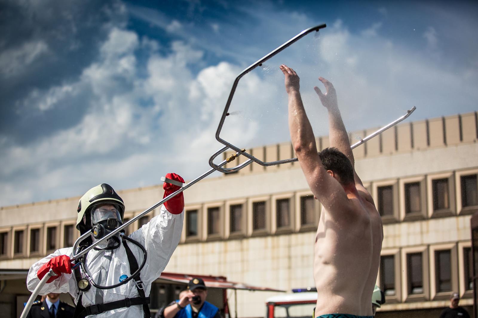 20180410_TC v Kongresocém centru Aldis, zásah u nebezpečné neznámé látky, Hradec Králové (1).jpg