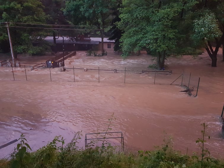 2019-06-19-bouřky Tišnovsko/64838565_402878440583710_8378309132280659968_n.jpg