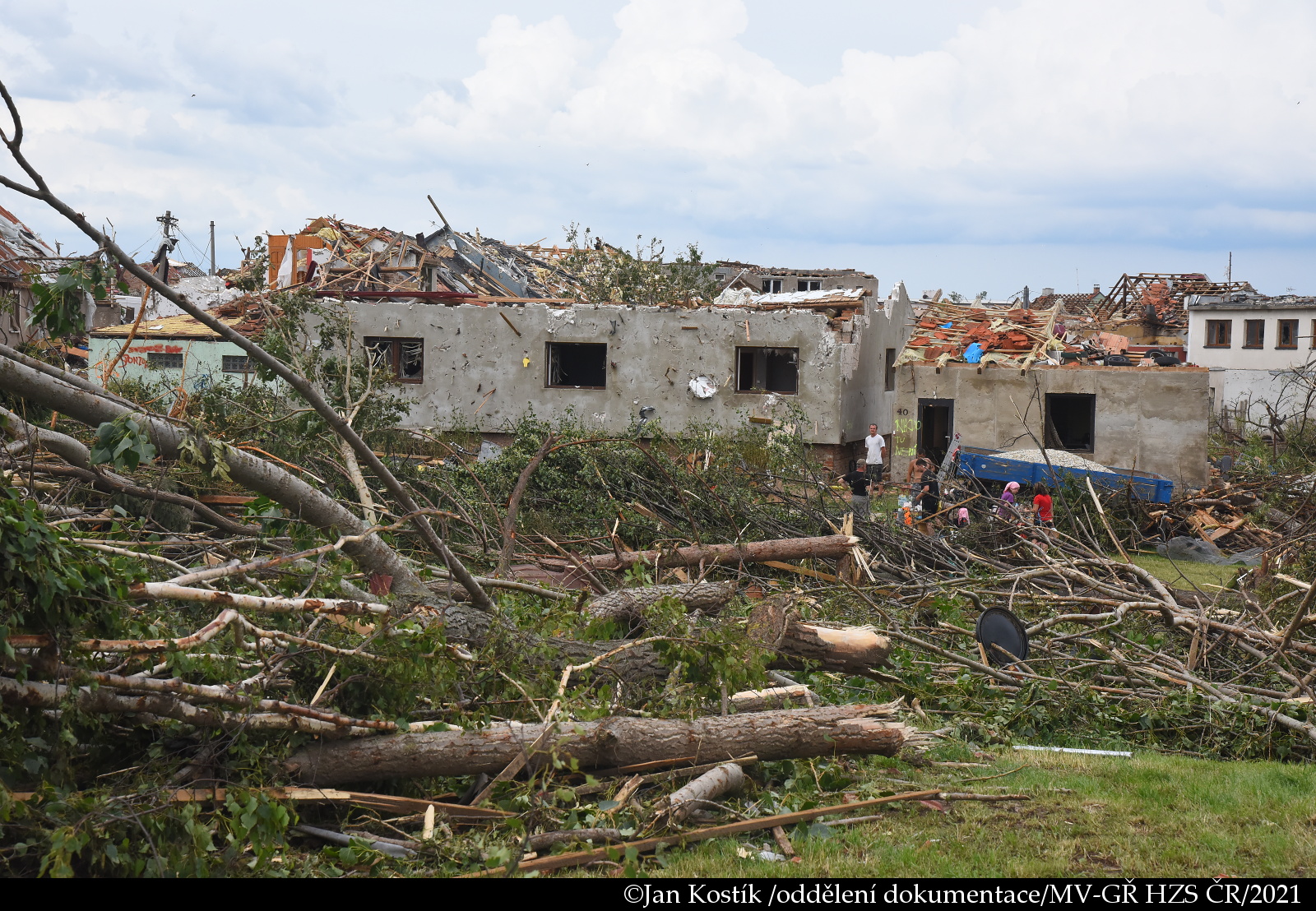 2021-červen_Tornádo v JMK/DSC_7813.JPG