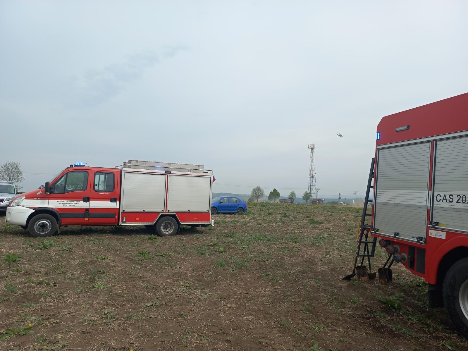 2022-05-07 záchrana zasypaného dělníka, Holubice/záchrana zasypané osoby (13).jpg