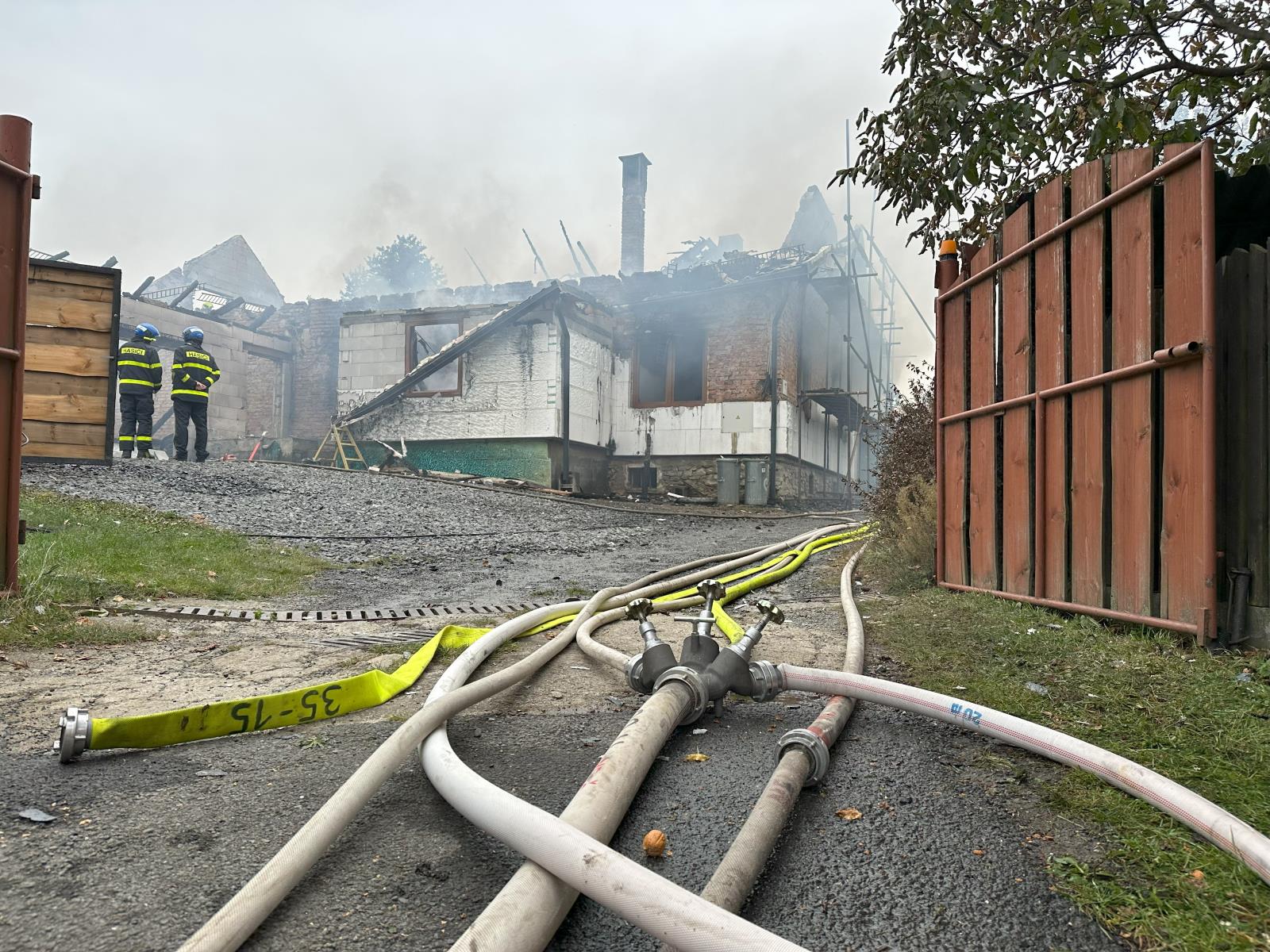 2023_10_12-Pozar_Litultovice (6).jpg