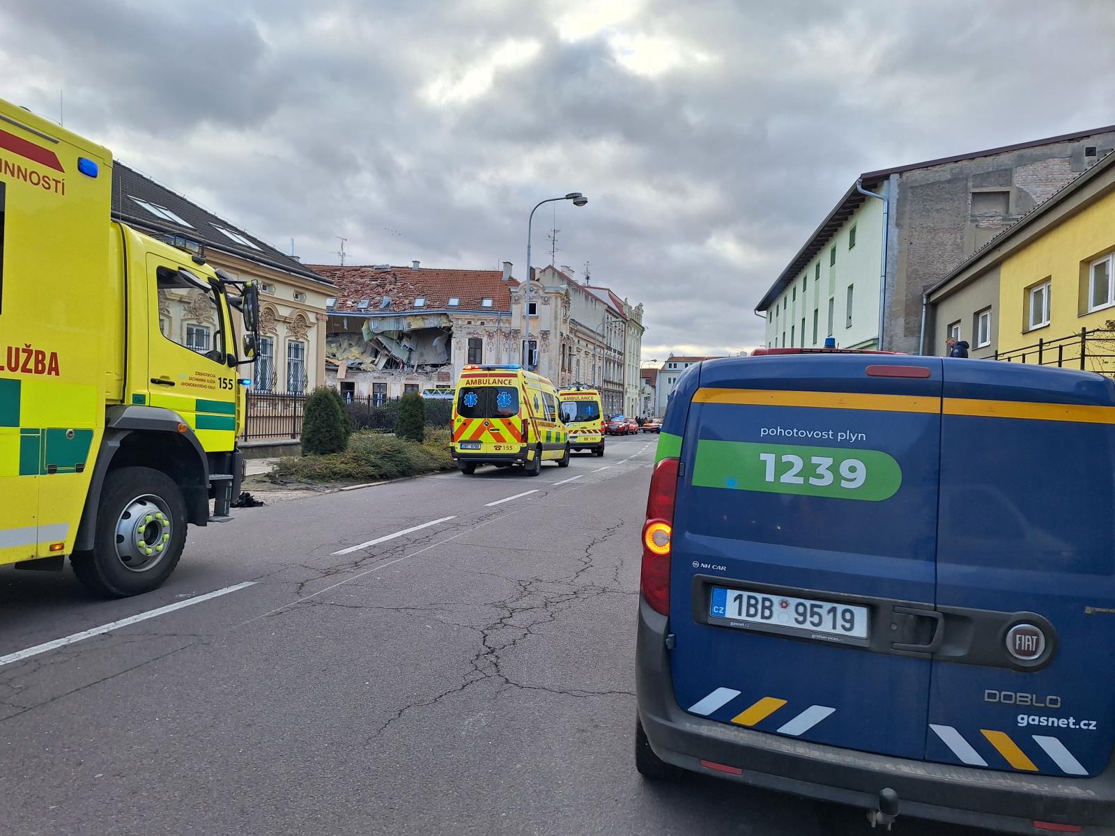 2024-12-15 Exploze v BD, Znojmo,Kotkova/exploze BD, Znojmo (1).jpg