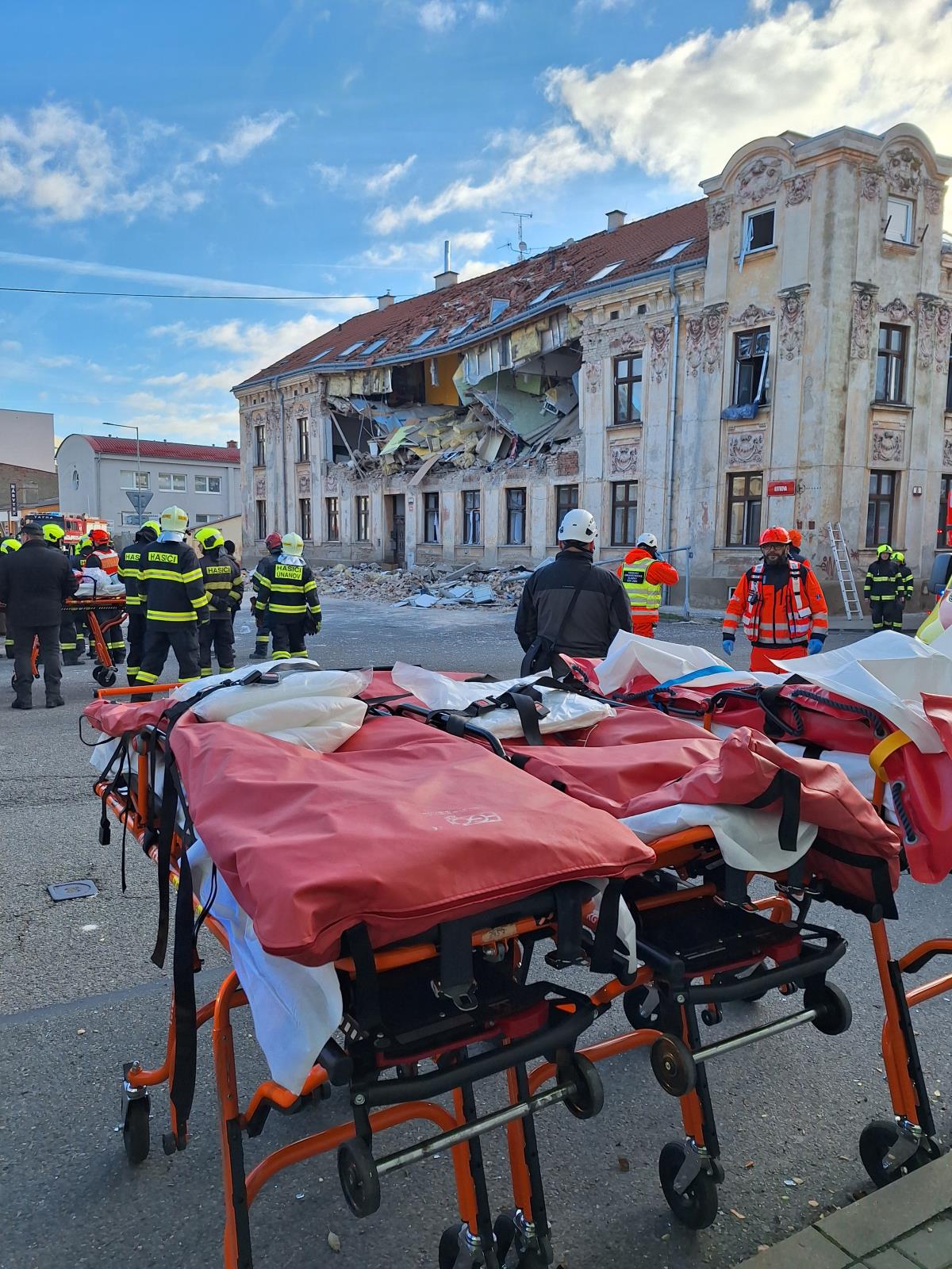 2024-12-15 Exploze v BD, Znojmo,Kotkova/exploze BD, Znojmo (5).jpg