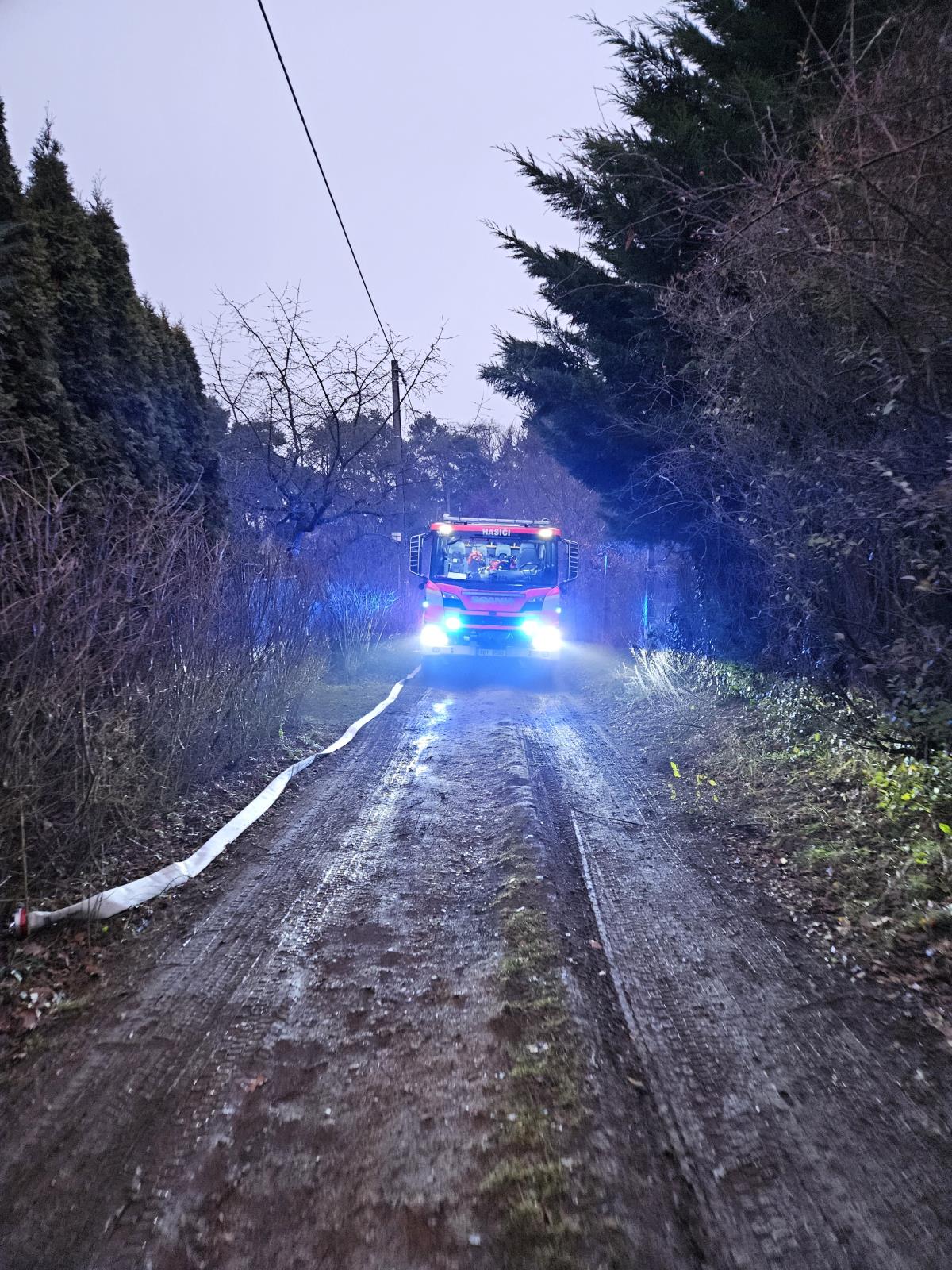 2025-01-18 Požár chaty,Rozdrojovice/požár chaty (6).jpg