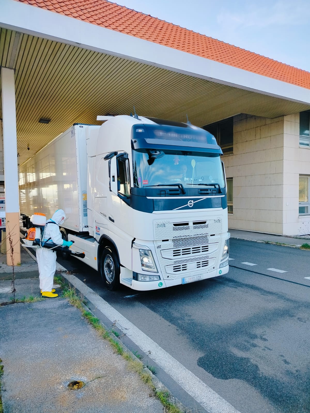 2025-03-28 opatření na hranicích, Hatě, Mikulov/opatření na hranicích (5).jpeg