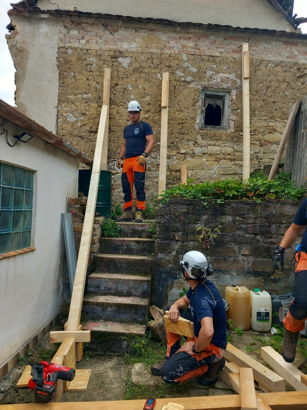 2025-08-03 pažení RD v Lovčičkách (2).jpg