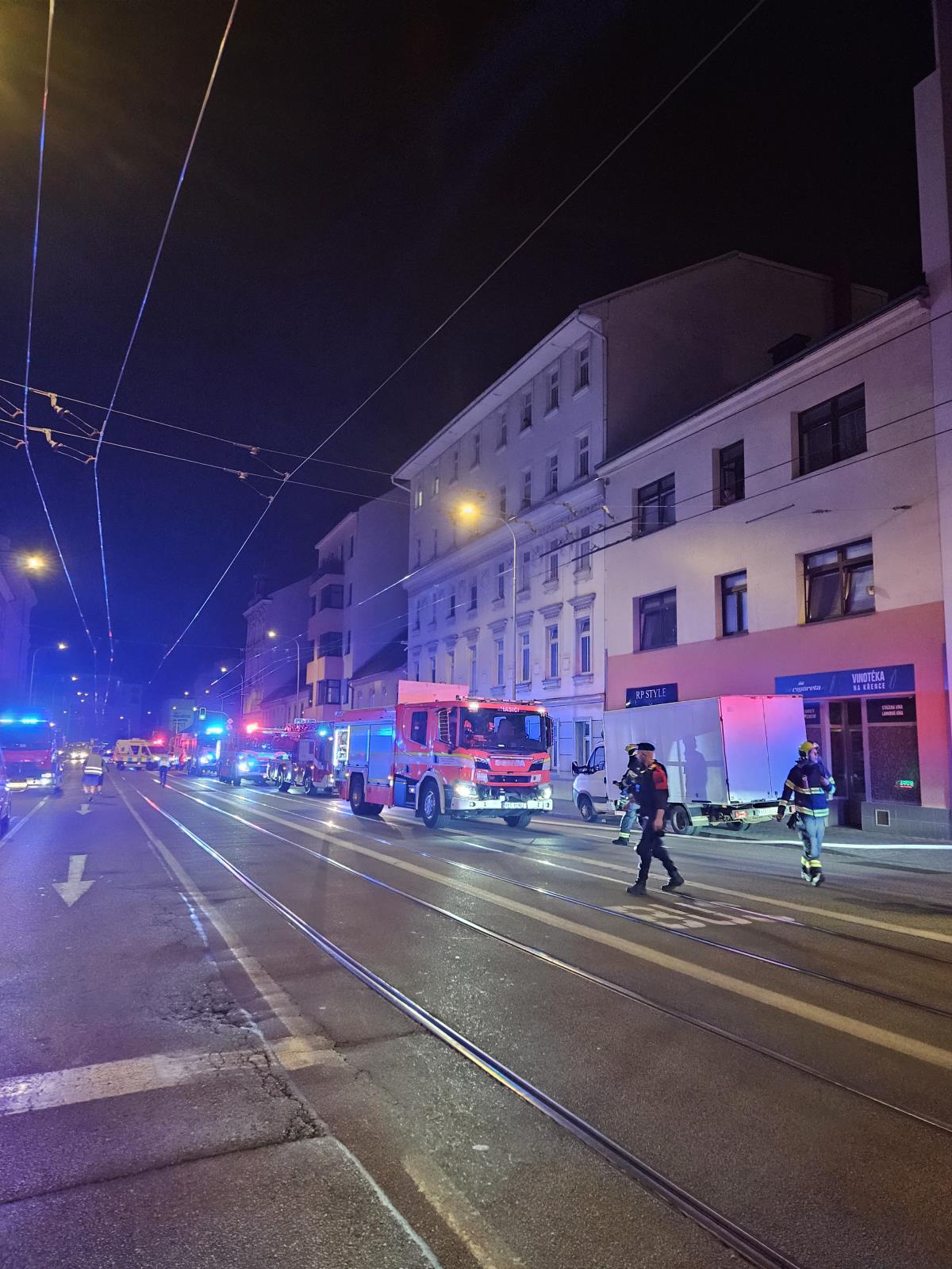 2025-08-21 Požár bytu, Brno-Křenová/požár Brno (5).jpg