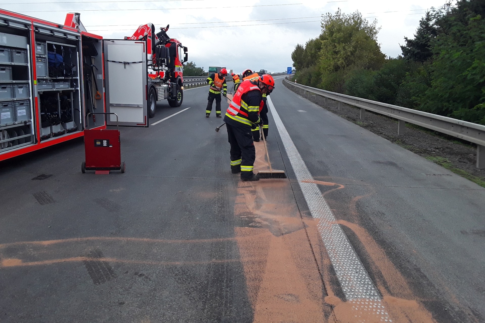 2025-10-07_DN-D1 u Velešovic (2).jpg