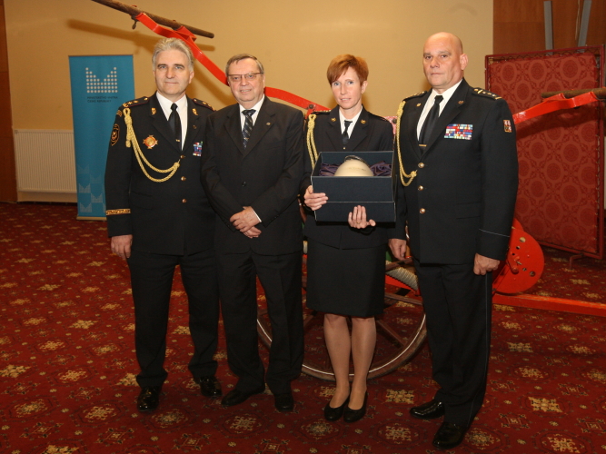 203U0450.JPG