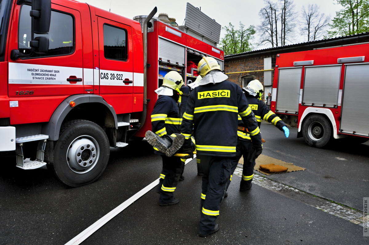 22 6-5-2013 cvičení osoby zavalené zasypané Zábřeh (29).JPG
