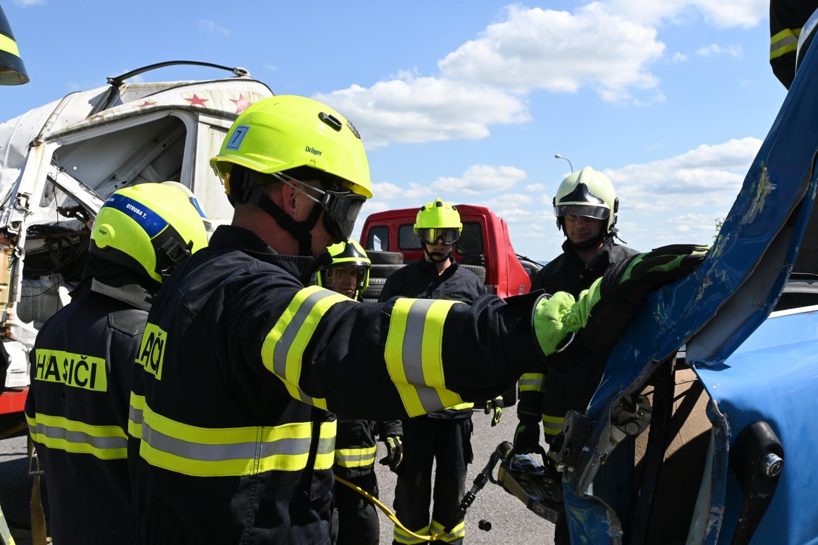 22_Rescue meeting 2021_vyprošťování - praktická část (9).JPG