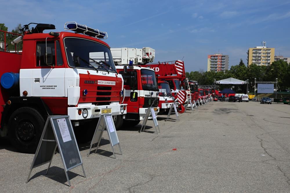 24 Oslavy 150 - náplavka (1).jpg