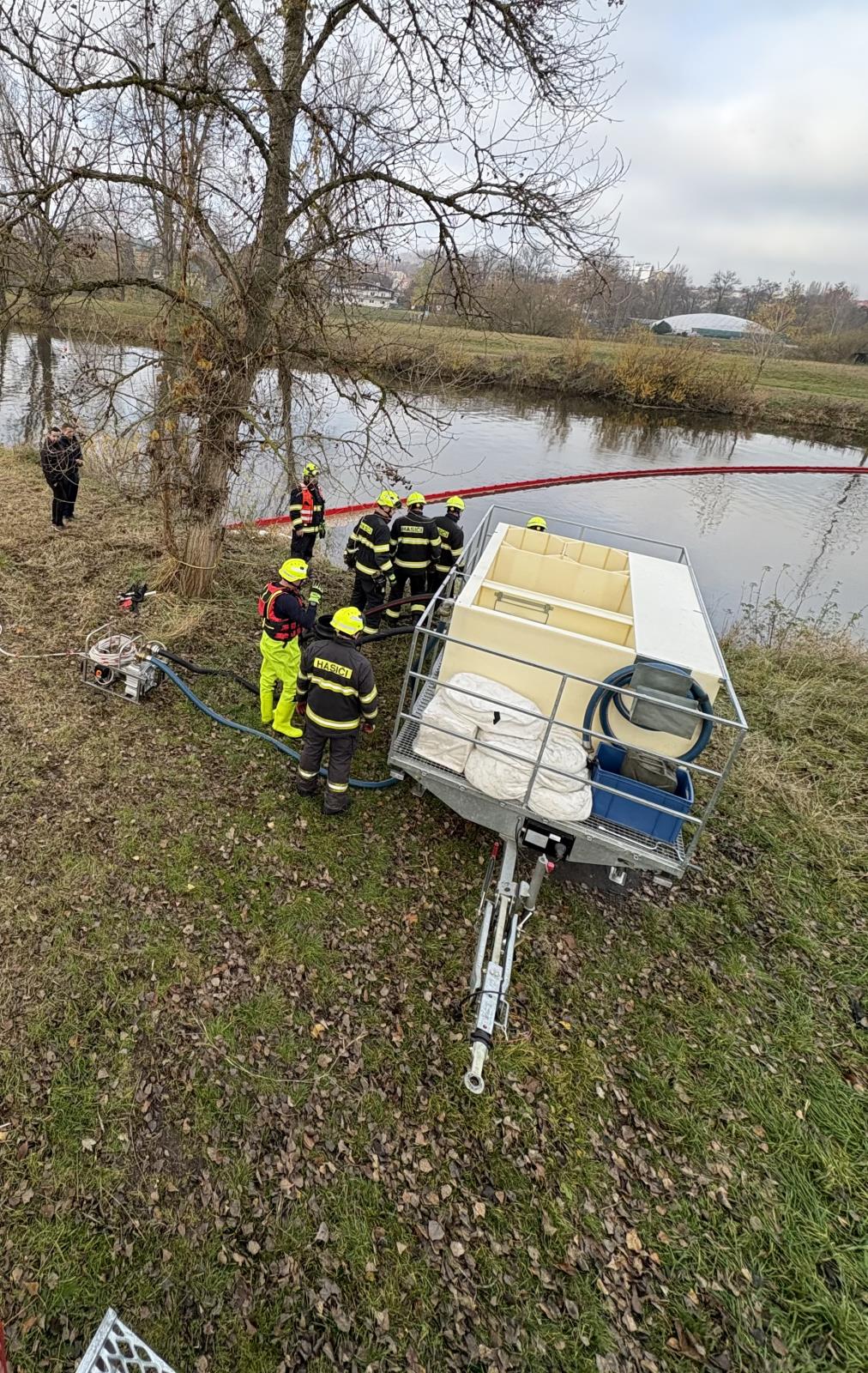 25_11_05_cviceni_ropna_latka_LT