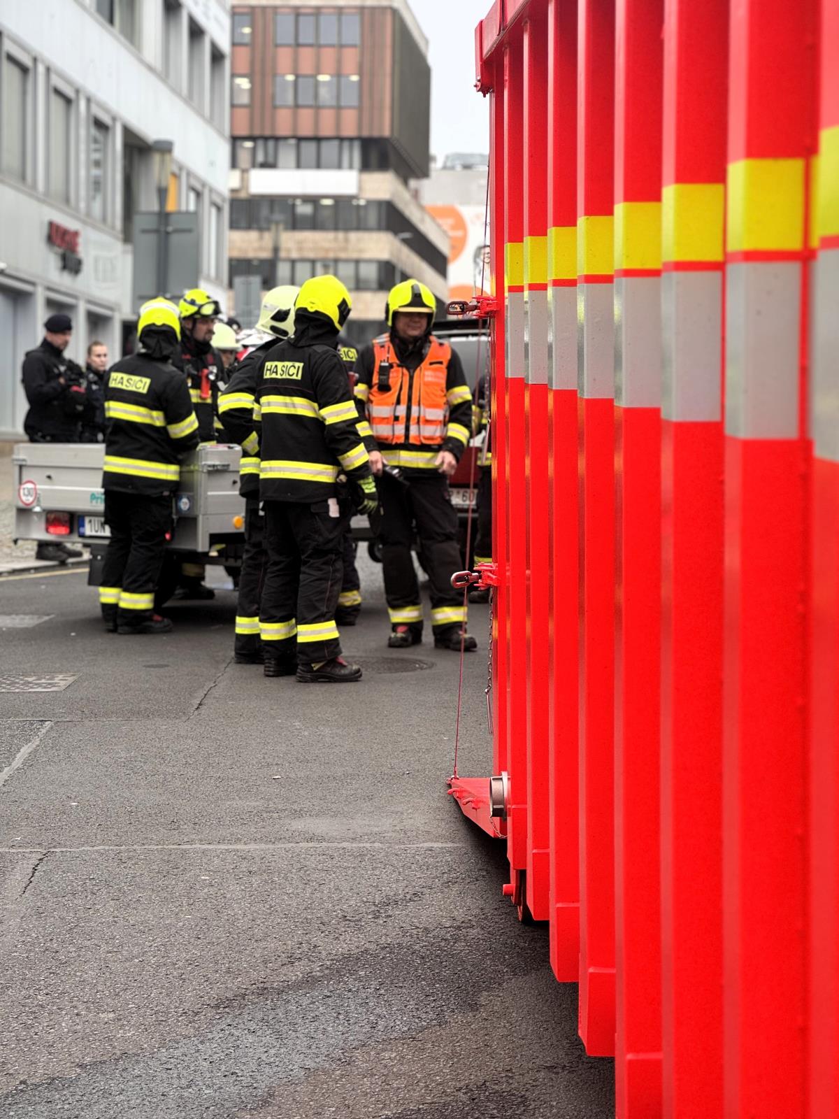 25_11_12_elektromobil_cviceni_UL