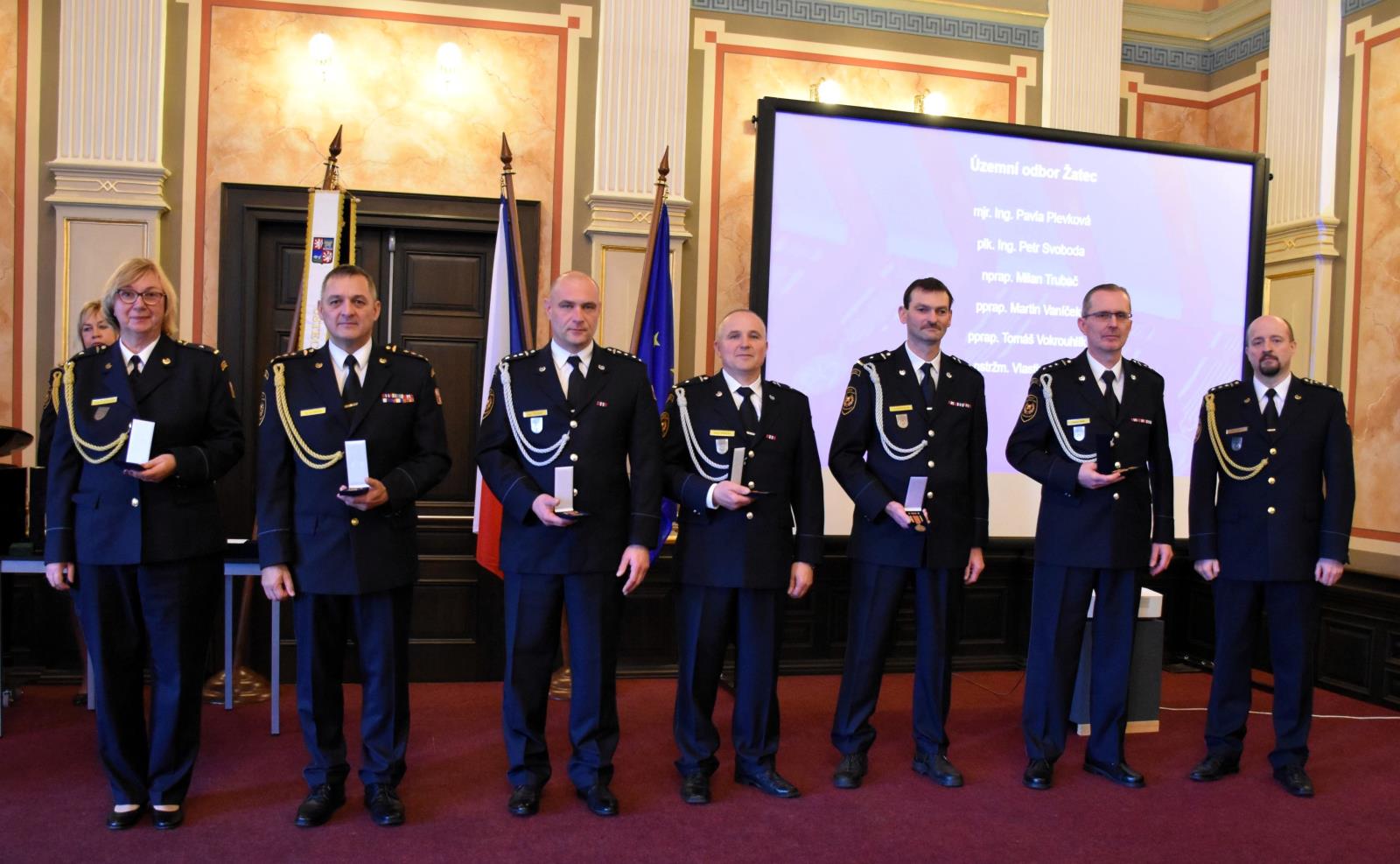 25_11_26_medaile_25_let_HZSCR_ULK