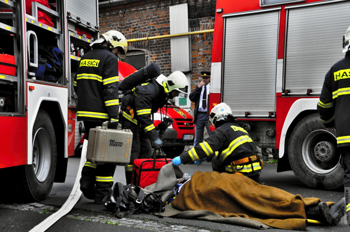 27 6-5-2013 cvičení osoby zavalené zasypané Zábřeh (33).JPG