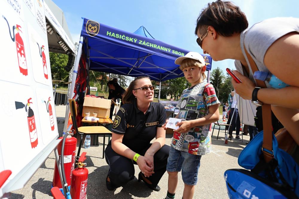 27 Oslavy 150 - náplavka (4).jpg