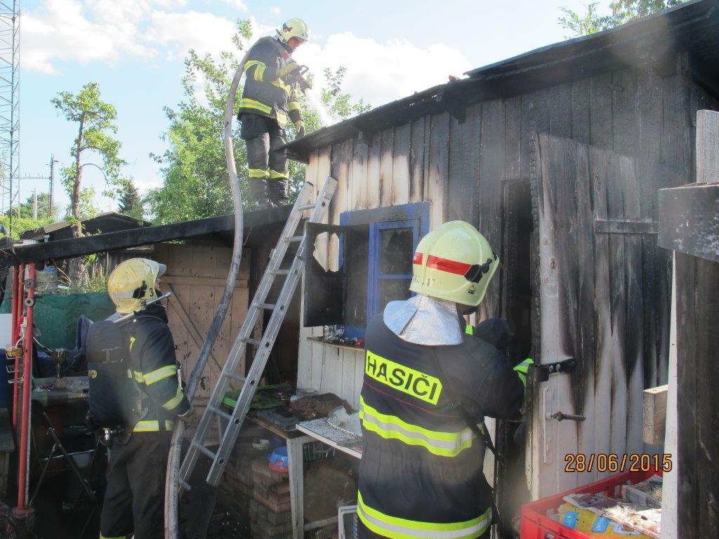 28.6.2015 požár Jateční.jpg
