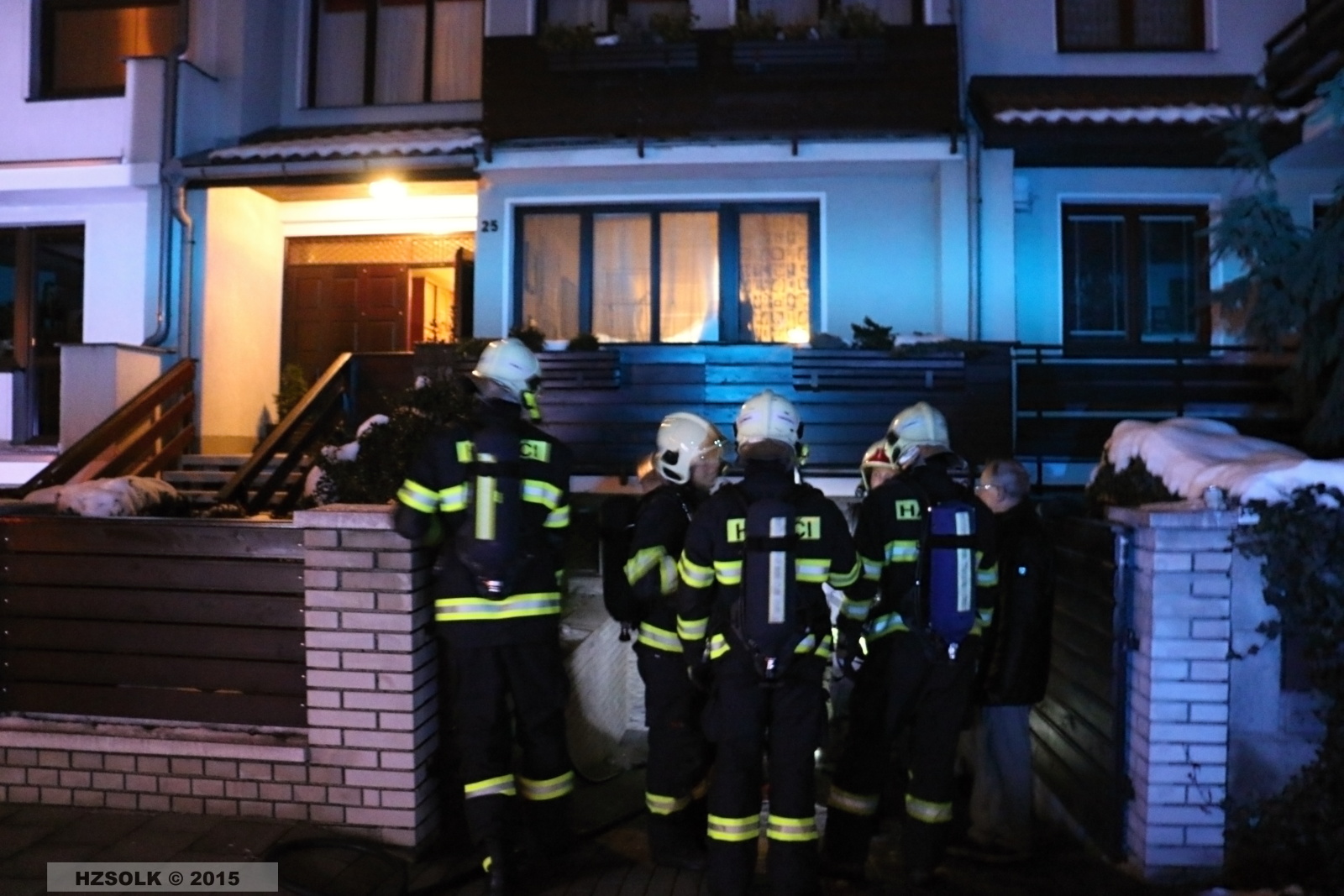 3 6-2-2015 Požár v garáži RD - Kašparova ulice Olomouc (3).JPG