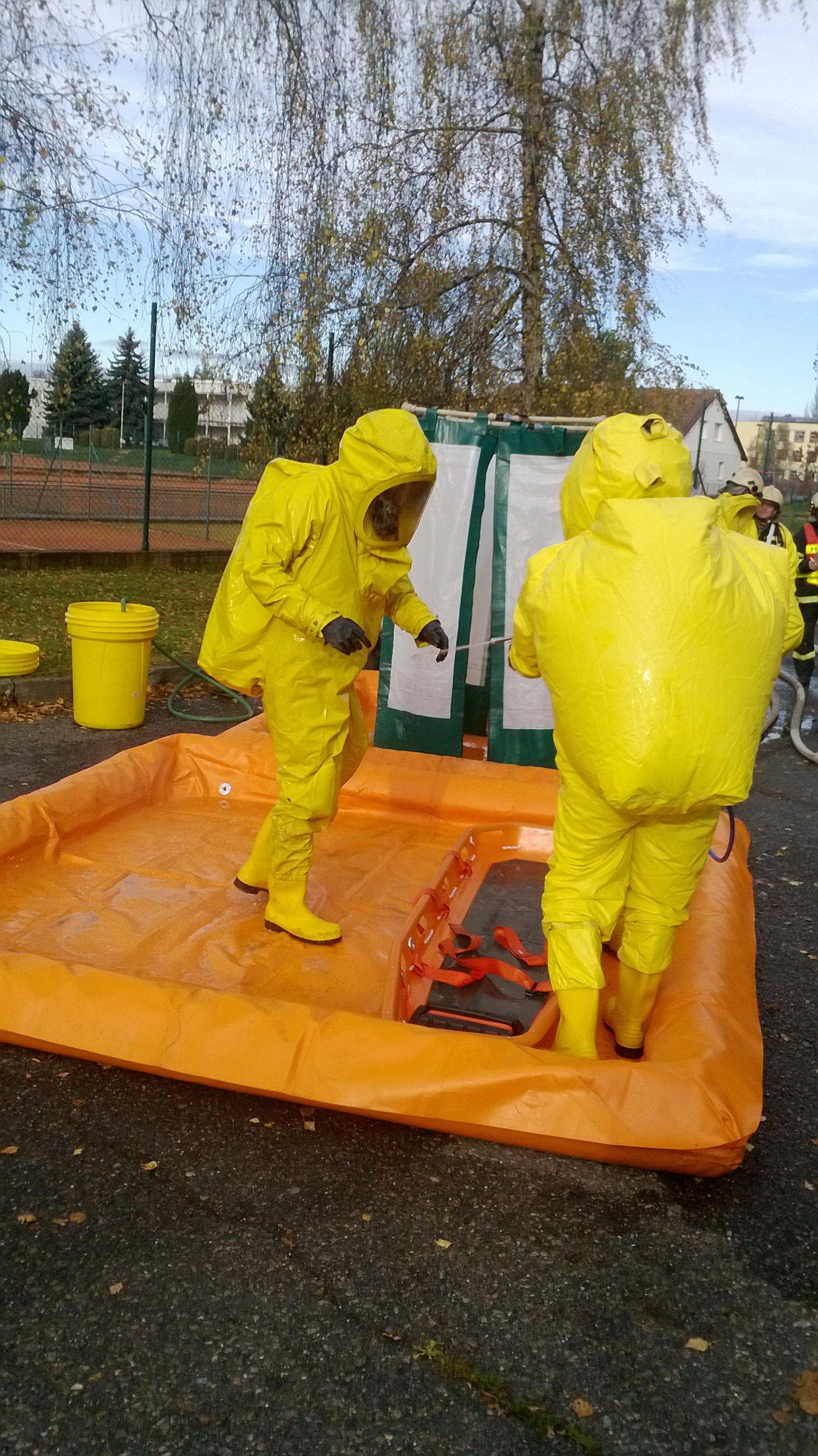 3 Cvičení Únik čpavku, Písek - 5. 11. 2013 (7).jpg