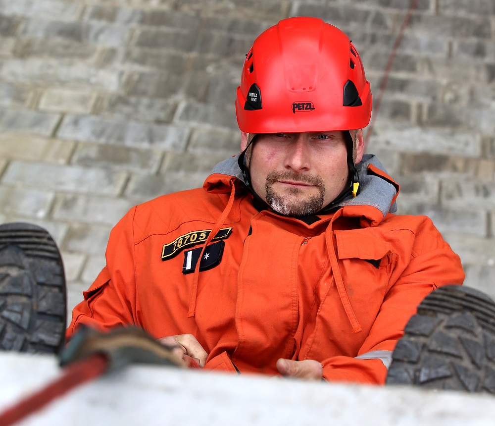 3 Cvičení lezců, Husinecká přehrada - 25. 9. 2014 (21).JPG