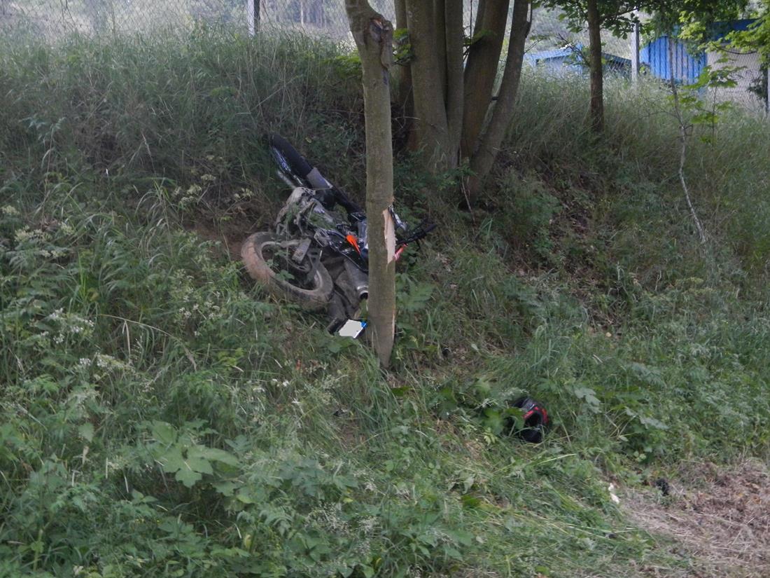 3 Dopraví nehoda motorka, Velký Pěčín - 20. 6. 2015 (3).JPG
