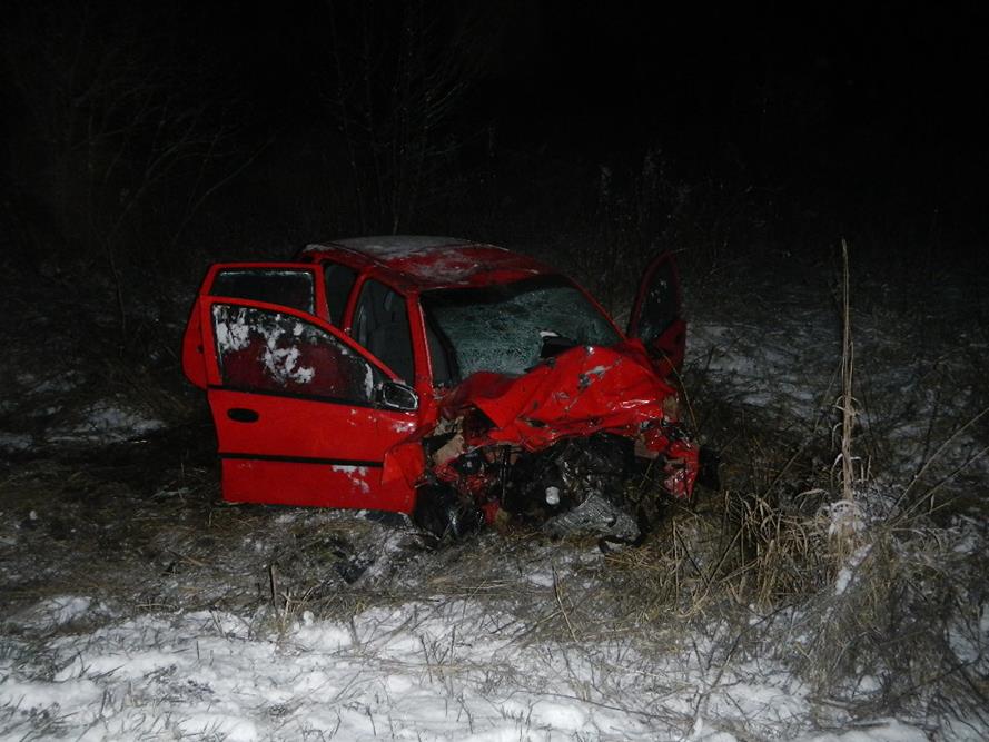 3 Dopravní nehoda 2 OA, Jarošov nad Nežárkou - 25. 1. 2015 (4).jpg