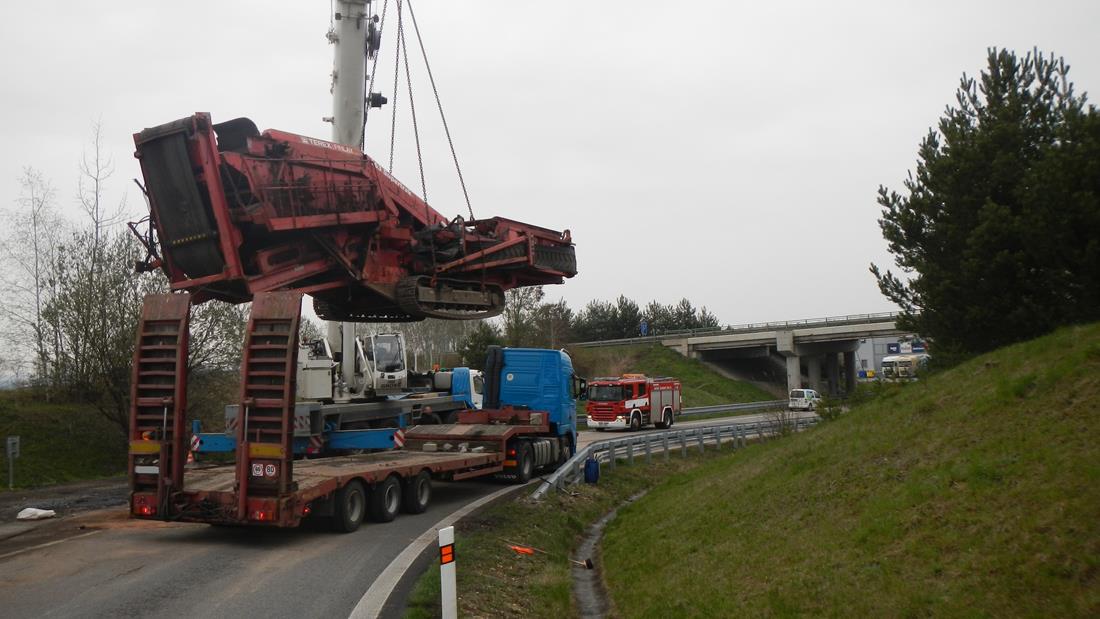 3 Dopravní nehoda NA, Písek - 9. 4. 2016 (5).JPG