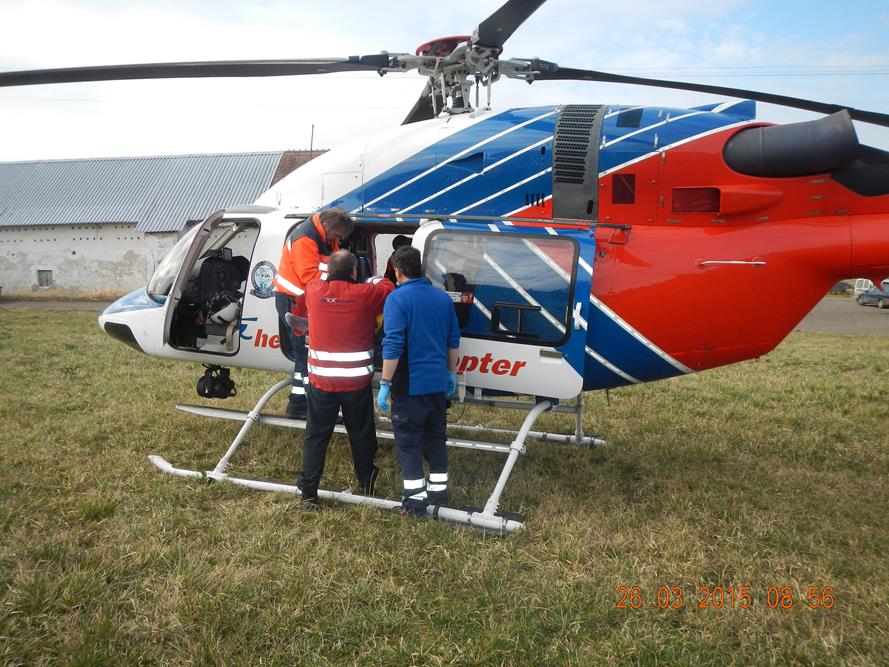 3 Dopravní nehoda OA, Dlouhá Lhota - 26. 3. 2015 (2).jpg