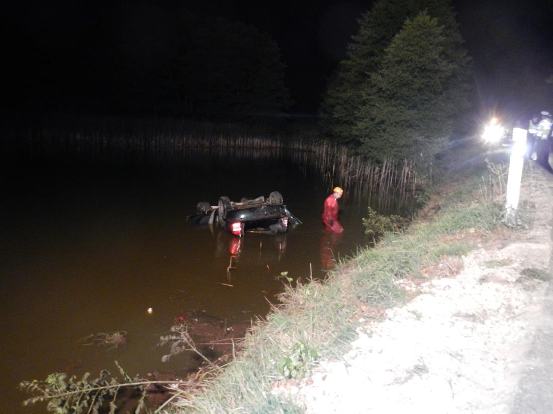 3 Dopravní nehoda OA, Kostelní Vydří - 30. 9. 2015 (3).JPG