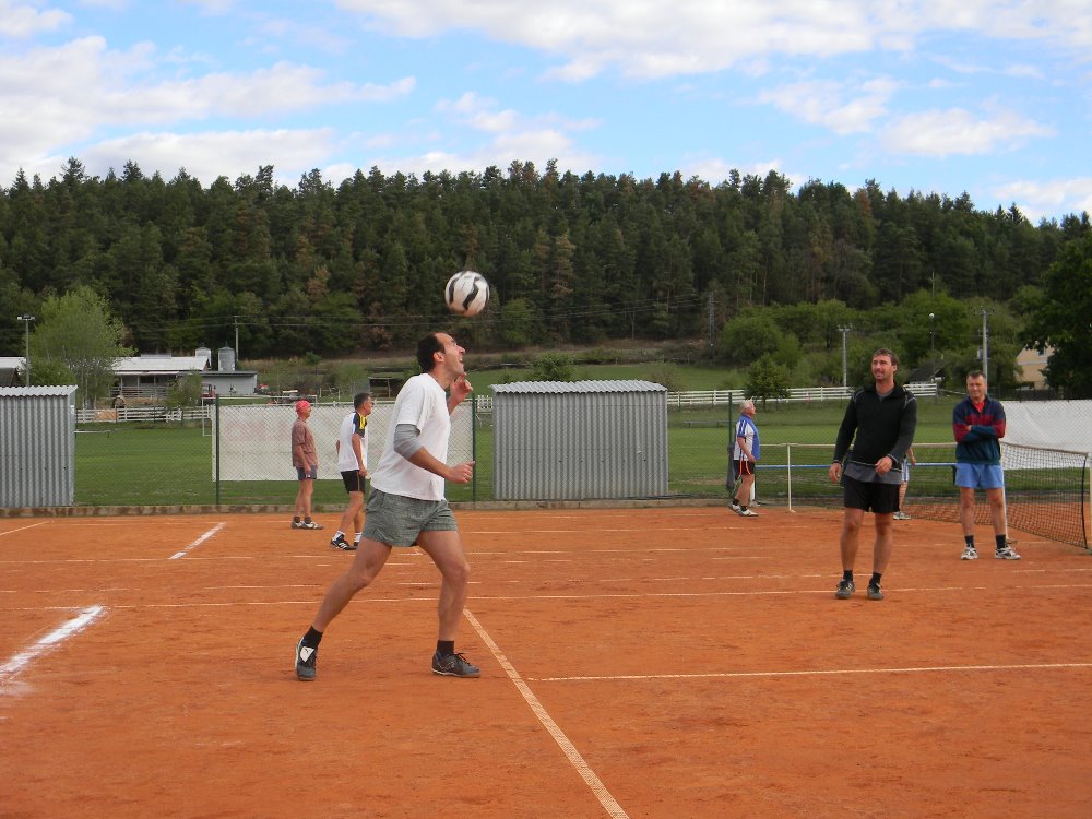 3 Nohejbal trojic HZS JčK, Semice - 18. 9. 2015 (12).JPG