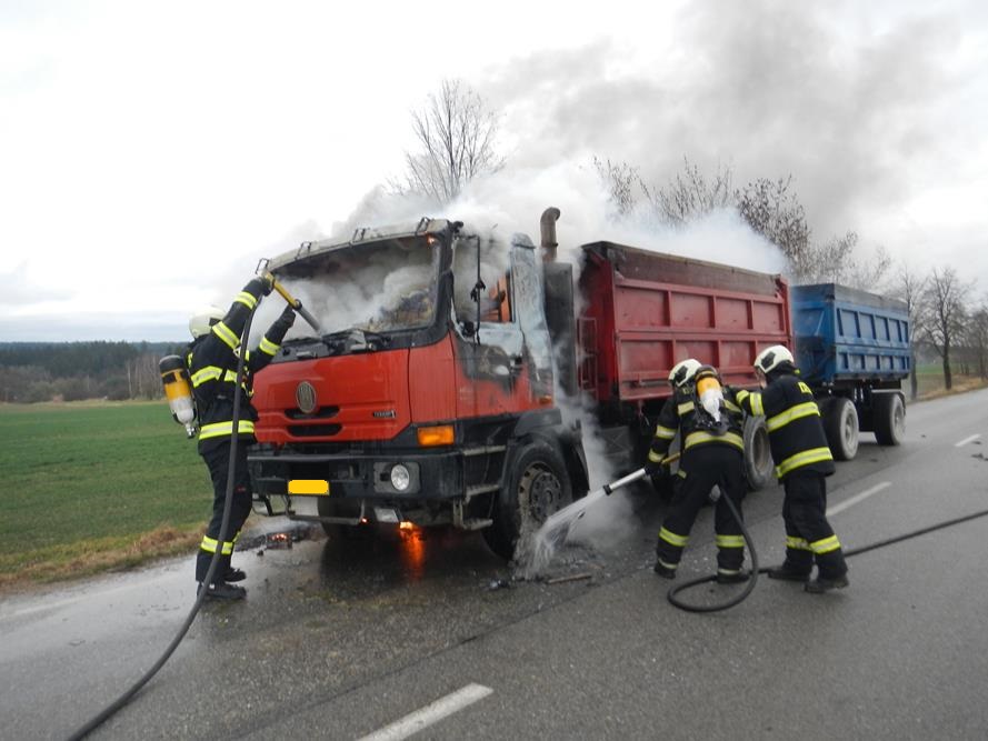 3 Požár NA, Chotýčany - 31. 3. 2015 (3).JPG