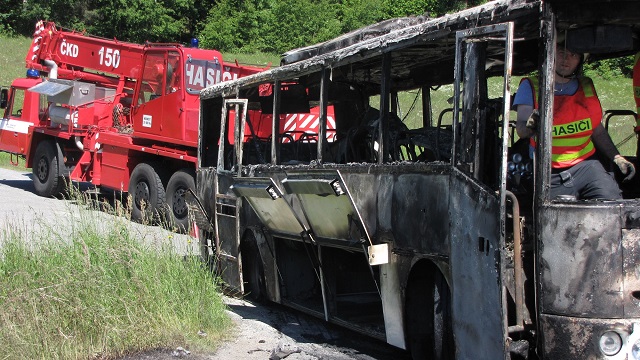 3 Požár autobusu, Prachatice - 7. 6. 2014 (3).JPG