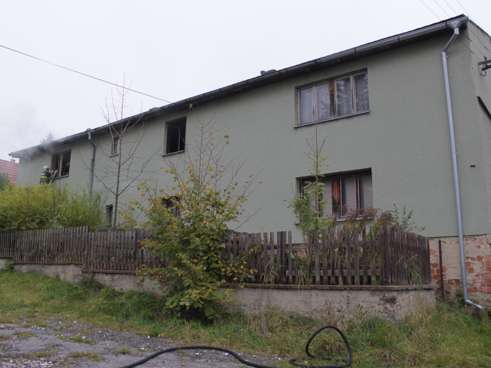 3 Požár domu, Strakonice - 25. 10. 2014 (1).jpg
