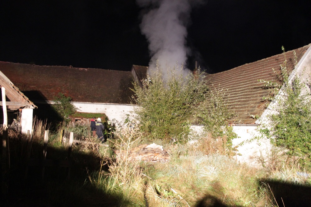 3 Požár stavení, Velká Turná - 28. 9. 2014/Požár stavení, Velká Turná - 28. 9. 2014 (2).JPG