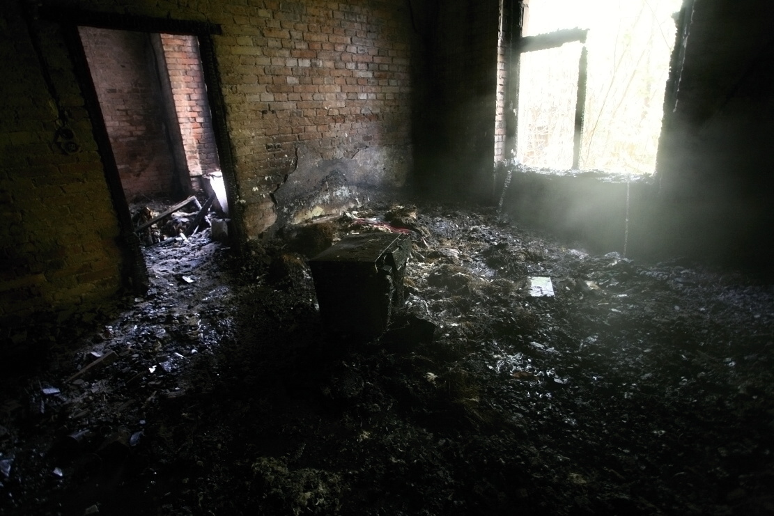 3 Požár vily, Soběslav - 17. 10. 2013 (5).JPG