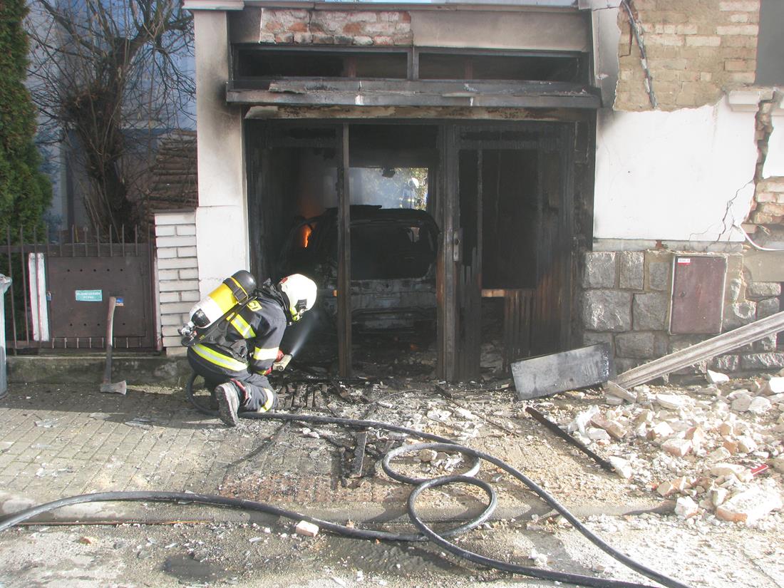 3 Výbuch, České Budějovice - 24. 12. 2015 (5).JPG