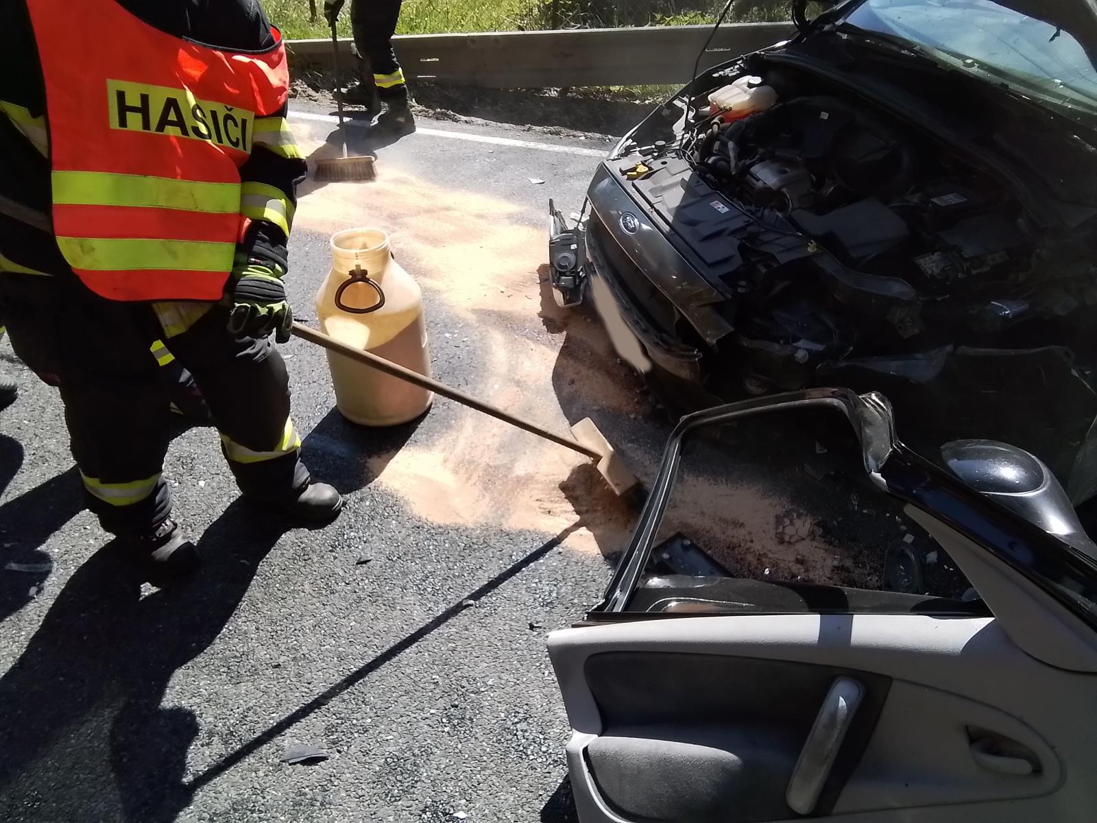 3004_vyprostovani_lipova_nehoda (4).jpg