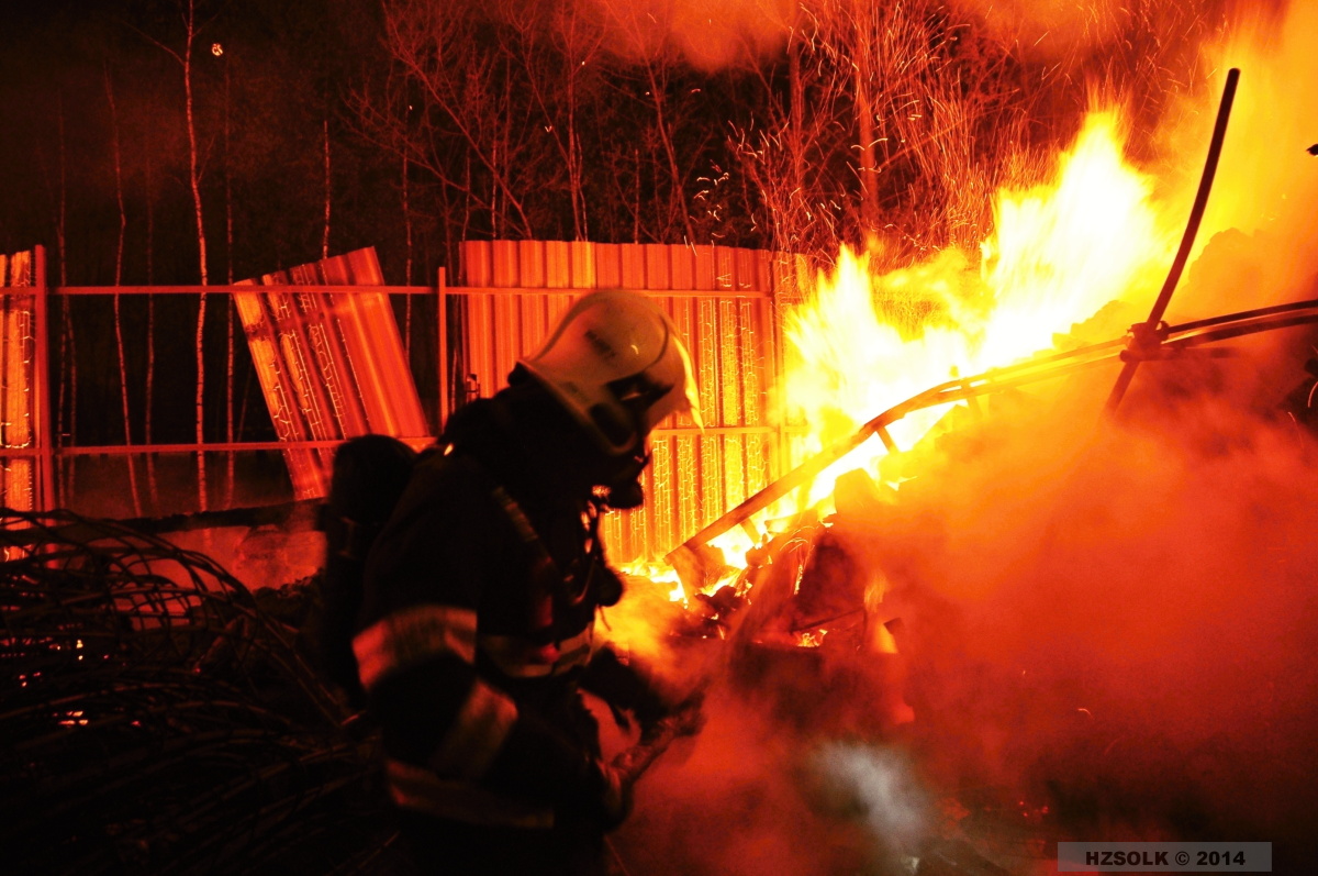 4 18-4-2014P_NB_ hala Olomouc Chválkovice (44).JPG