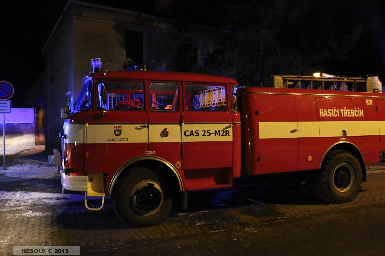 4 9-2-2015 Požár na ubytovně v Lutíně (2).JPG