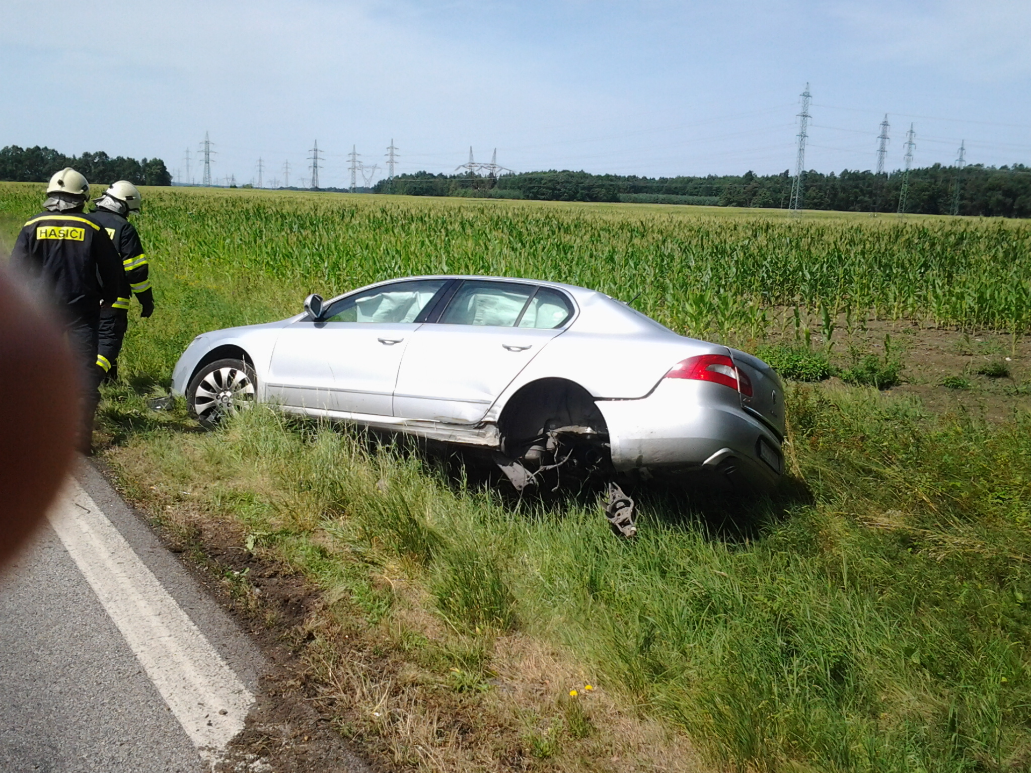 4 Dopravní nehoda 2 OA, Čejkovice - 7. 8. 2013 (1).jpg
