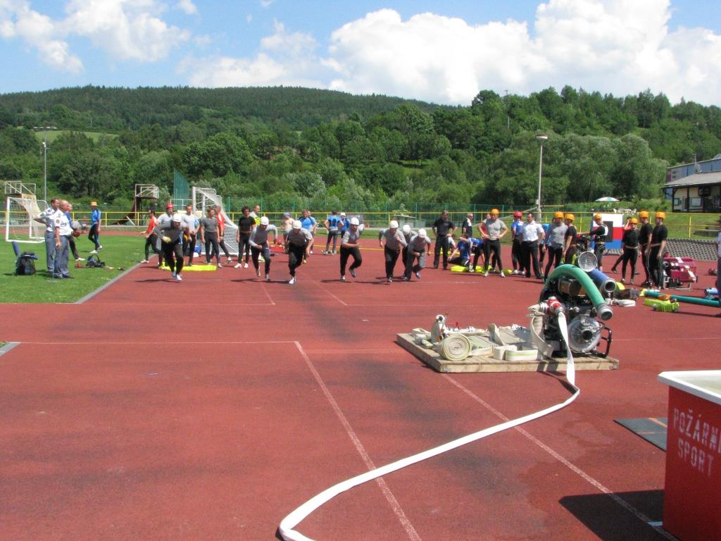 4 Krajská soutěž v požárním sportu, Prachatice - 12. 6. 2015 (31).JPG