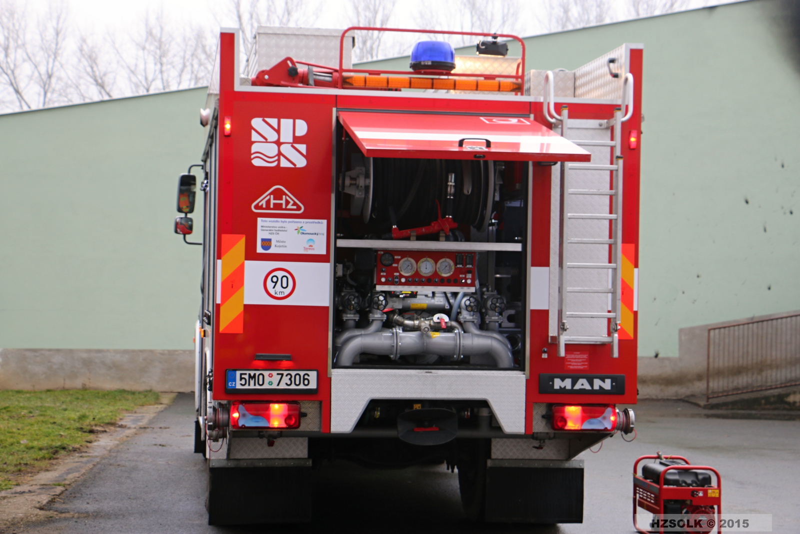 4 P_PO_23-1-2015 Požár vepřína - porodnice s úhynem selat a prasnic Kojetín (12).JPG