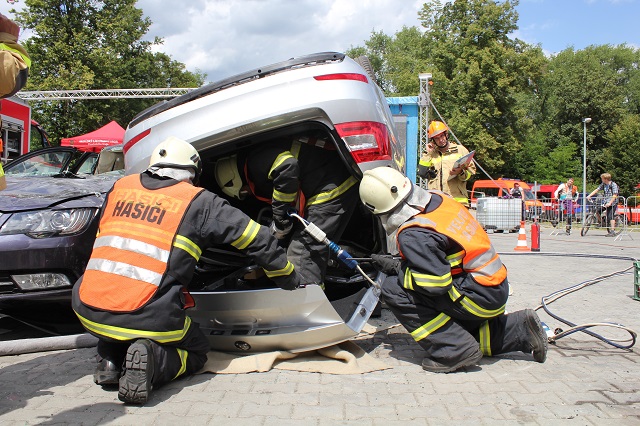 4 VII. mistrovství HZS ČR ve vyprošťování, Plzeň 2014 (5).jpg