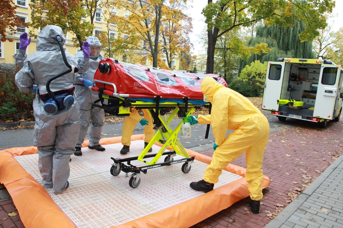 4 ZZS JčK - cvičení VNN, České Budějovice - 22. 10. 2015 (8).JPG